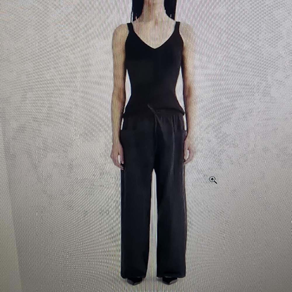 EVERLANE black Cargo Pants, New!